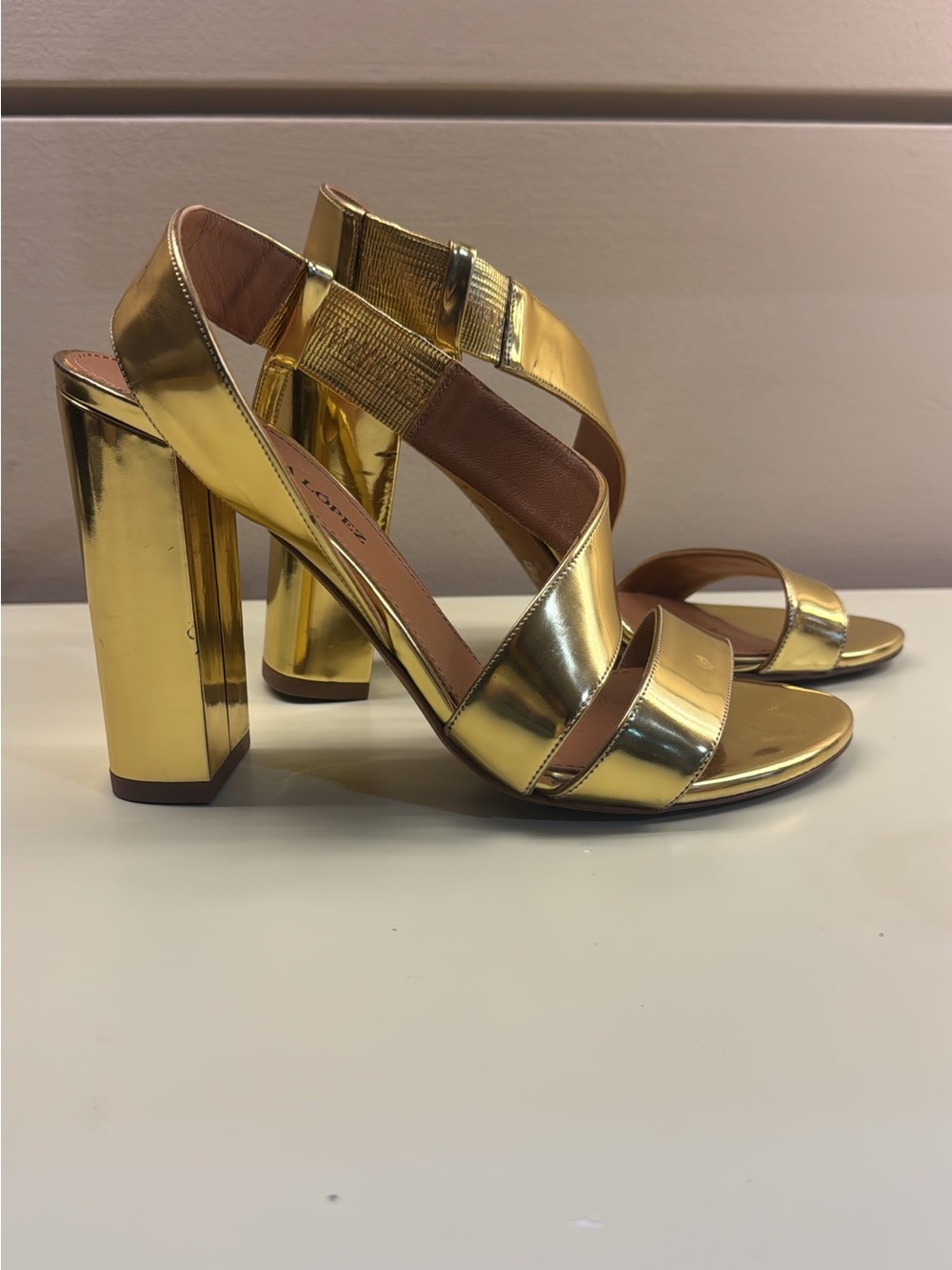 Pura López made in Spain genuine leather Metallic Gold Block Heel Sandals